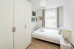 Cosy 1B Flat in Spitalfields Near Brick