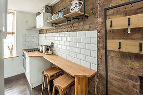 Cosy 1B Flat in Spitalfields Near Brick