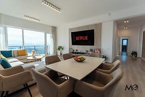 MoHost Penthous and MoHost View