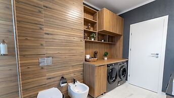 MoHost Penthous and MoHost View