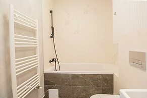 MoHost Penthous and MoHost View