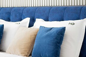 MoHost Penthous and MoHost View