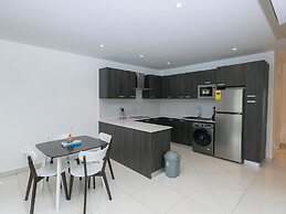 Snug three-bedroom Unit