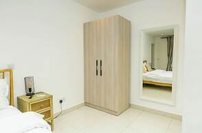 Snug three-bedroom Unit