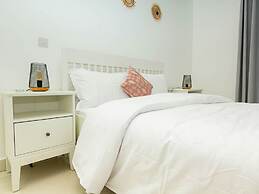 Snug three-bedroom Unit