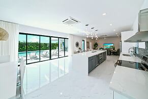 Sun Lux Villas