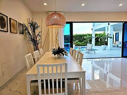 Sun Lux Villas