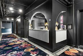 Symons Block Hotel