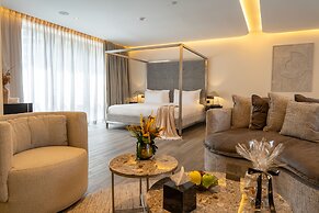 SUITES BY LE REVE