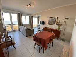 Studio in Knokke With Stunning Sea Views