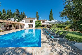 Villa Can Toni in Port de Pollen a