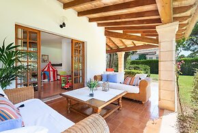 Villa Can Toni in Port de Pollen a