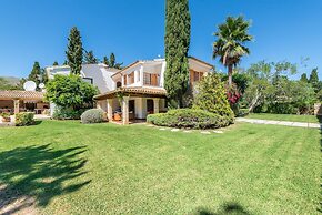 Villa Can Toni in Port de Pollen a