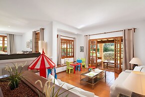 Villa Can Toni in Port de Pollen a