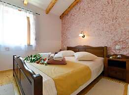 Authentic Istrian Rooms for Unforgettable Stays