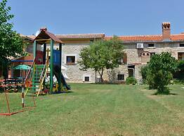 Authentic Istrian Holiday Home for Unforgettable Stays