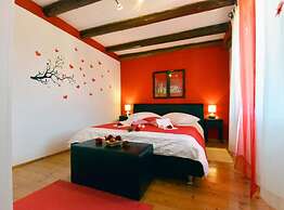 Authentic Istrian Holiday Home for Unforgettable Stays