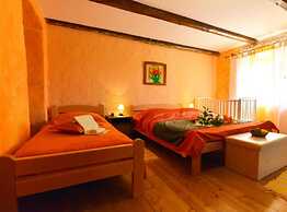 Authentic Istrian Holiday Home for Unforgettable Stays