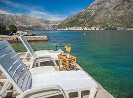 Charming Seaside Escape in Kotor