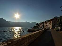 Charming Seaside Escape in Kotor