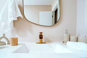 Palm Beach Paradise | Villa w/ Beach, Pool, Cinema & Tiki