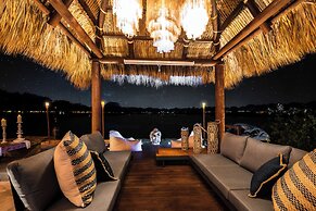 Palm Beach Paradise | Villa w/ Beach, Pool, Cinema & Tiki