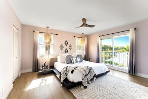 Palm Beach Paradise | Villa w/ Beach, Pool, Cinema & Tiki