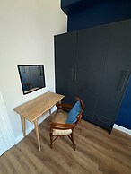 Ayr Town Centre Apartment - 3 Bedrooms