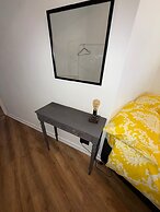 Ayr Town Centre Apartment - 3 Bedrooms