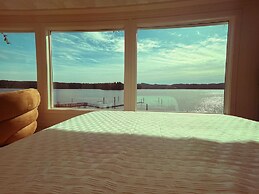 The Florentine Waterfront Hotel