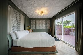 The Florentine Waterfront Hotel