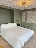 The Florentine Waterfront Hotel