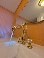 The Florentine Waterfront Hotel