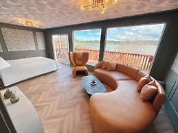 The Florentine Waterfront Hotel