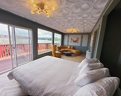 The Florentine Waterfront Hotel