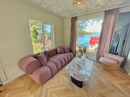 The Florentine Waterfront Hotel