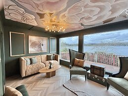 The Florentine Waterfront Hotel