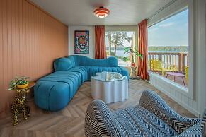 The Florentine Waterfront Hotel