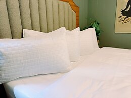 The Florentine Waterfront Hotel