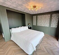 The Florentine Waterfront Hotel