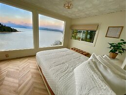 The Florentine Waterfront Hotel