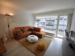 Modern 5th Floor Apartment