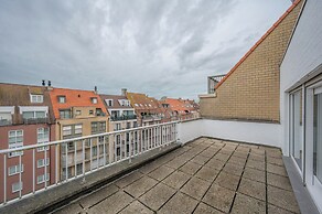 Stylish City-view Retreat