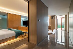 Yangzhou Seclusive Life Hot Spring Resort