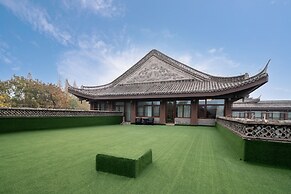 Yangzhou Seclusive Life Hot Spring Resort