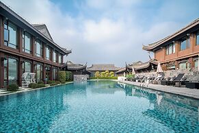 Yangzhou Seclusive Life Hot Spring Resort