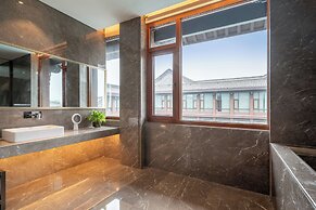 Yangzhou Seclusive Life Hot Spring Resort