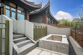 Yangzhou Seclusive Life Hot Spring Resort