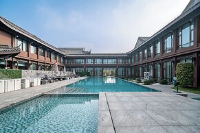 Yangzhou Seclusive Life Hot Spring Resort