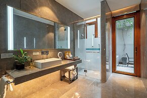 Yangzhou Seclusive Life Hot Spring Resort